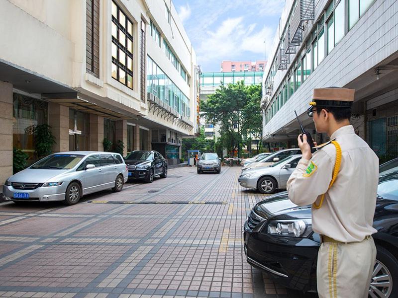 Vienna Hotel Guangzhou Bagian luar foto