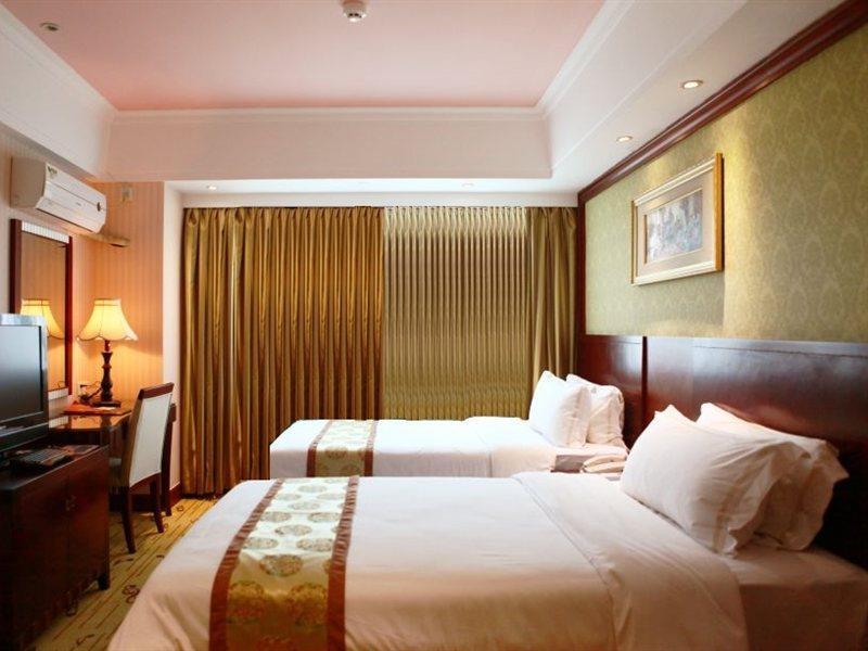 Vienna Hotel Guangzhou Bagian luar foto