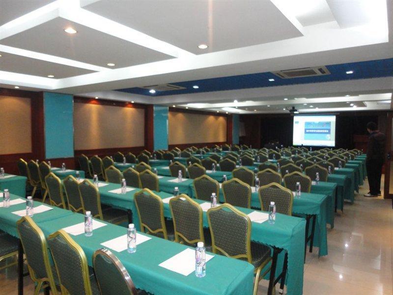 Vienna Hotel Guangzhou Bagian luar foto