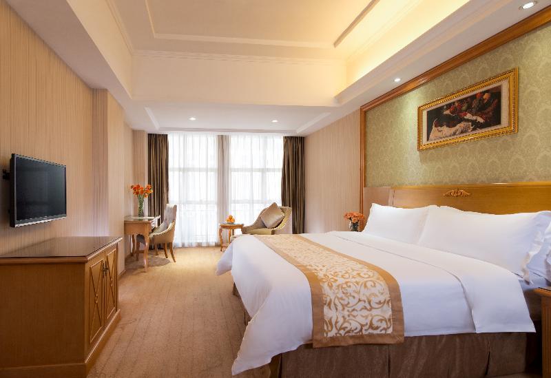 Vienna Hotel Guangzhou Bagian luar foto